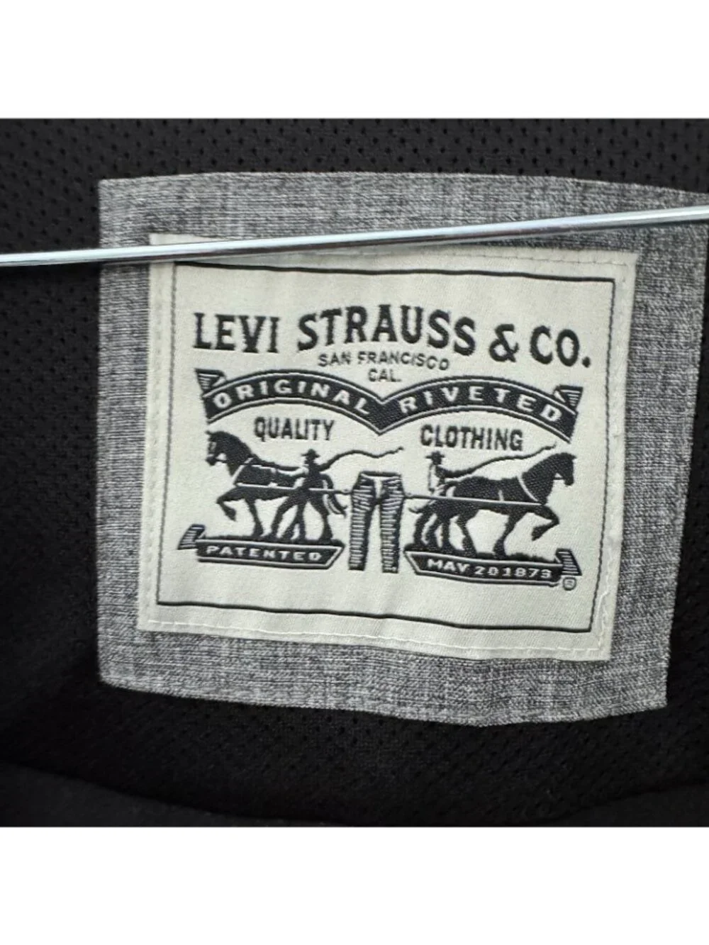 Levi’s Gray Hooded Trucker Jacket L Snap Front Fleece Lined Hidden Hood FLAW